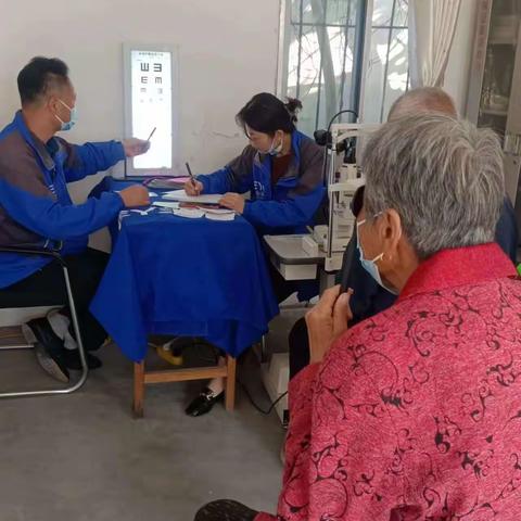 高庄街道高庄村：金秋三重礼 情暖老人心