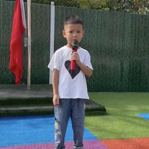 “同升国旗----童颂祖国”-----潍坊市高新区（上海）新纪元幼儿园幼儿园升国旗仪式