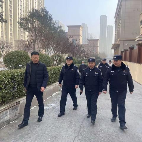 【先锋龙洞】区分局领导、一级高级警长、工会主任张玉东临龙洞街道检查指导辖区禁燃禁放工作