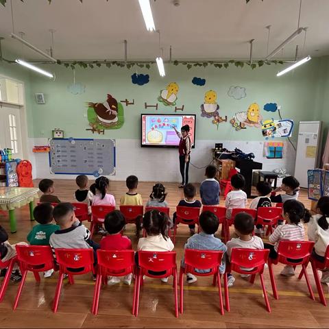 新乡县县直幼儿园小一班九月份第四周教学剪影