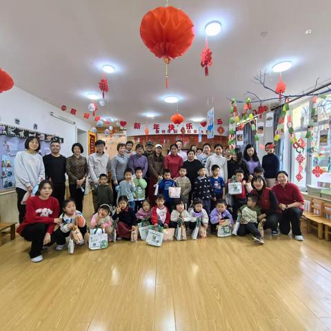 中二班“邂逅童年，遇见童心”新年联欢活动