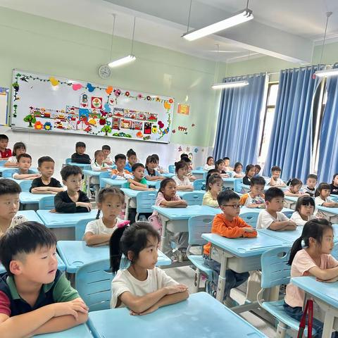 走进天宫课堂 奔赴星辰大海 ——中原区西郡第二小学组织学生观看“天宫课堂”第四课