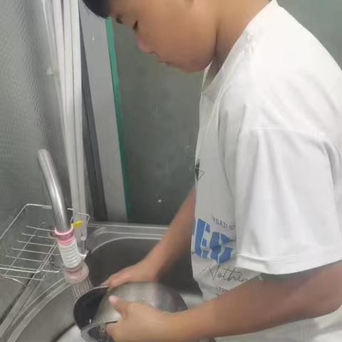 国庆秋收季：农村娃的别样假期——火石营镇珠峪小学开展假期劳动实践活动