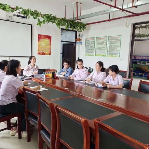 中班生活活动《午点活动》 地点：屯昌县幼儿园中二班教室 时间：2023年12月19日