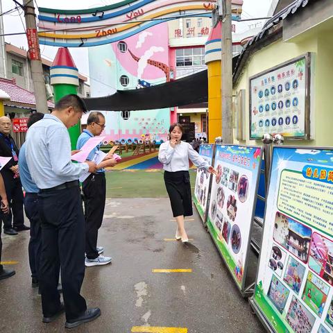 情系幼教事业，调研助推发展-----县人大常委会视察调查组调研城关镇陇州幼儿园工作