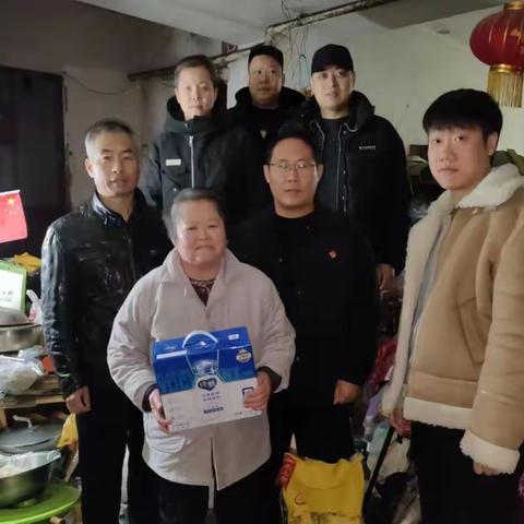 青年党员心系群众 寒冬慰问传递温情