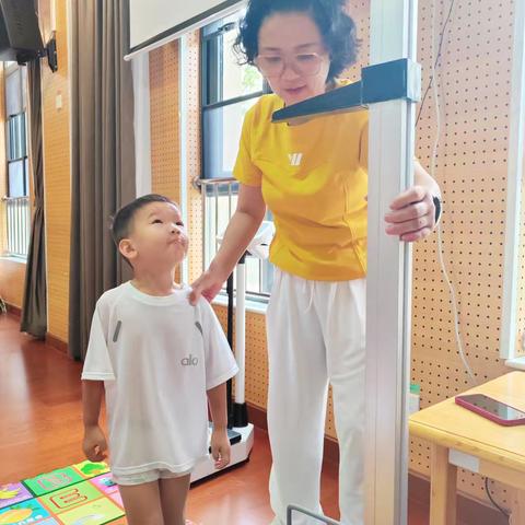 幼儿园的第一次体检