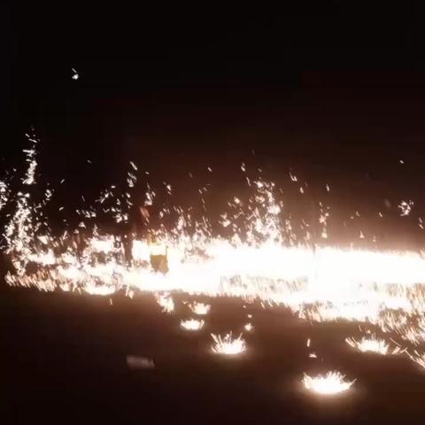 韩仓大集夜市首届青岛糖球会