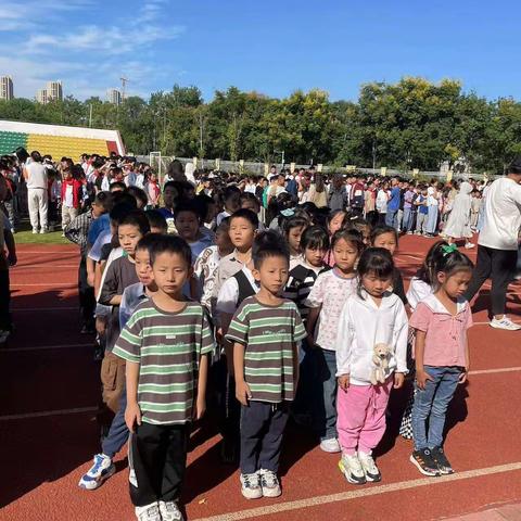 “防踩踏，护安全”——振兴路小学防踩踏应急演练