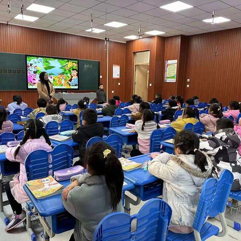 振兴路小学、蟠桃中心幼儿园和年华巷幼儿园联合“幼小衔接”教研活动