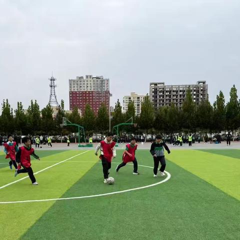 秋日绿茵 少年逐光｜灵寿县初级中学六年级足球班级联赛纪实