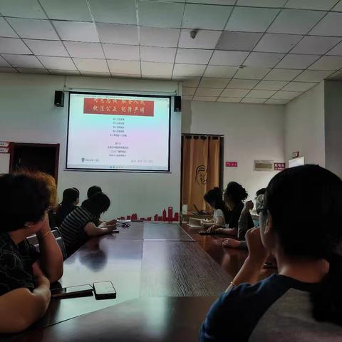 【会聚一心·展望未来】会展中心社区开展“全民反诈在行动”主题宣传活动