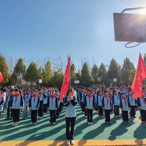 「全力以赴 备战期中」陈风学校期中动员主题升旗仪式