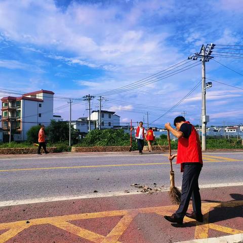 路域环境整治,扮靓群众出行环境