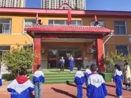 让学习成为一种生活方式 ——摄乐小学开展“全民学习周”活动