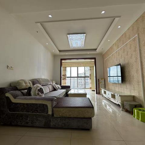 ❤️万霖钱丰精装52.8万的大三房，产权95平，楼层高视野好，又读齐通，直接拎包入住，随时看房：6847  666427  63394