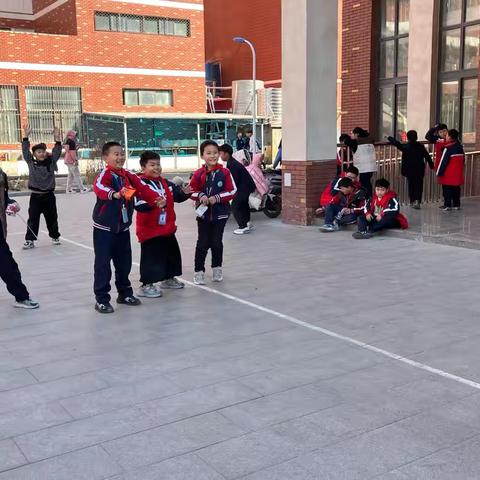 欢乐大课间，趣味十足——范县思源实验学校二年级四班