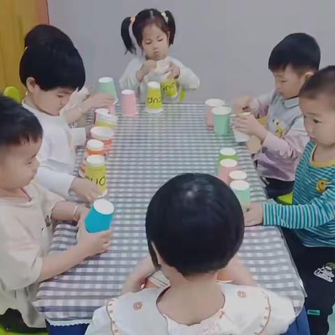 晨曦幼儿园小二班——第六周精彩回顾