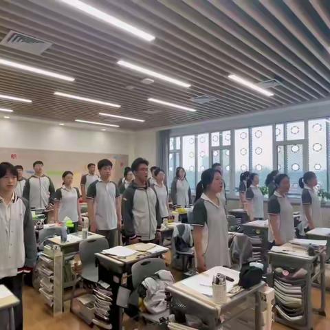 道阻且长  行则将至