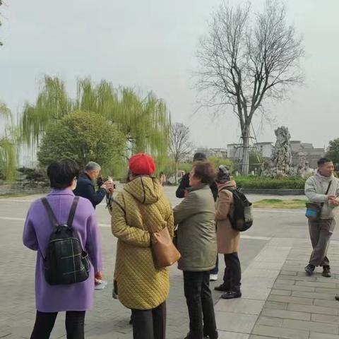 西门桥河畔的知识浪潮