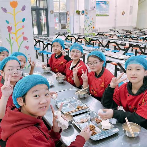 自理正当时，互帮互助共建和谐大家庭