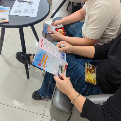 洋河新城支行开展货币鉴别及假币收缴与鉴定的宣传活动