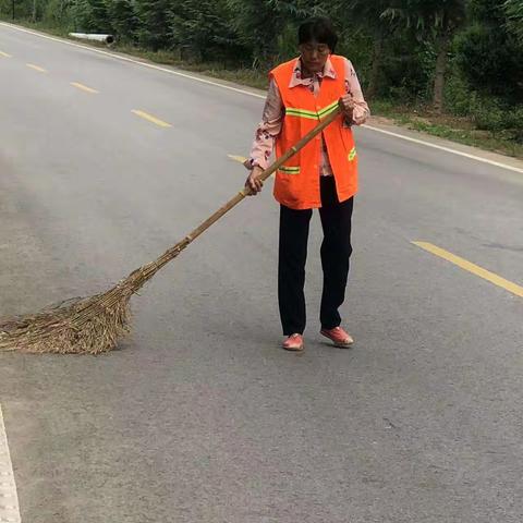 洛宁县上戈镇改善人居环境   建设宜居乡村