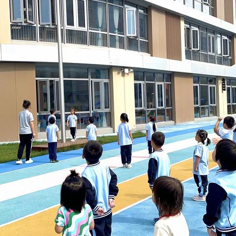 “迎中秋•庆国庆” 海育幼儿园幸福里分园托育班活动