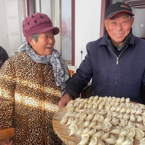 弘扬传统文化 喜迎冬至佳节--天宫庙镇开展红色孝贤志愿服务活动