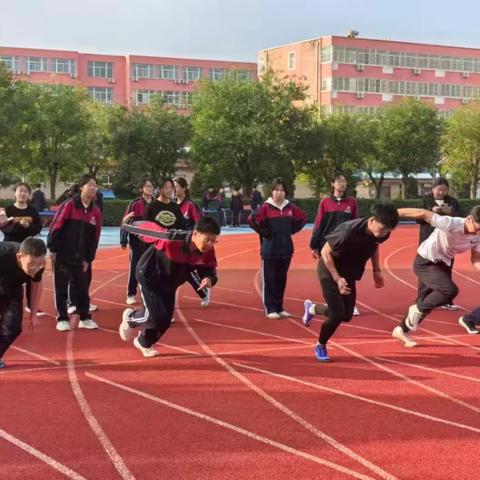 【汉德园高中】青春燃赛场 热血赴征程ℓ高三年级秋季运动会