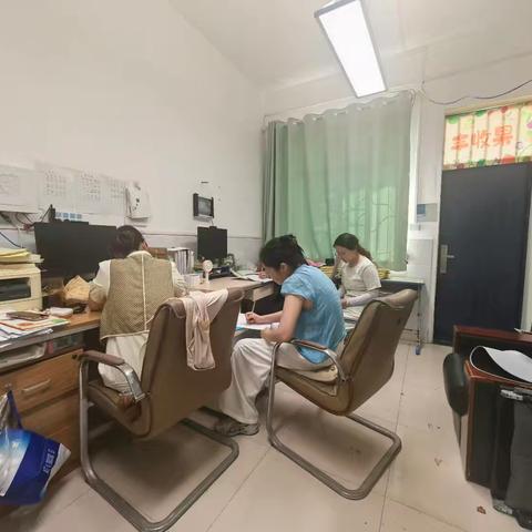 弓寨小学英语组期末复习策略研讨