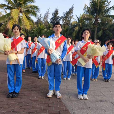 缅怀革命先烈 传承红色精神 ——海口实验中学