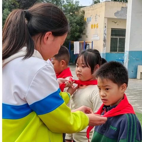 马额小学“牢记党的教导 争做强国少年”2025年第二批少先队员入队仪式