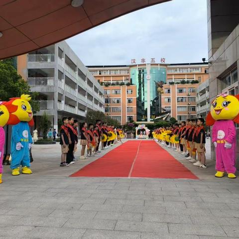 我是一名小学生啦！