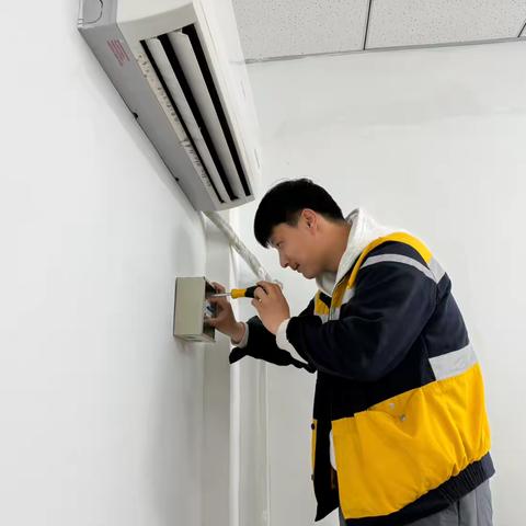 福海综合维修车间全面推进空调电源隐患排查整治