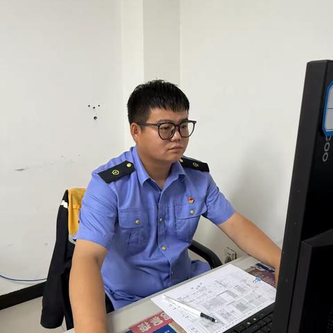 朱闪闪：扎根边疆，用汗水书写光影华章