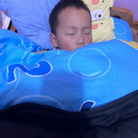 🔔午睡时间到🔔我们在幼儿园午睡啦～