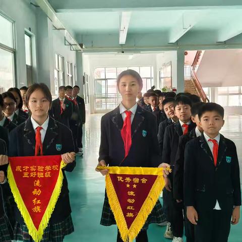 嗨！闪光的小孩 ‍三月春光浓似酒， ‍传杯莫放纤纤手。 ‍——605班