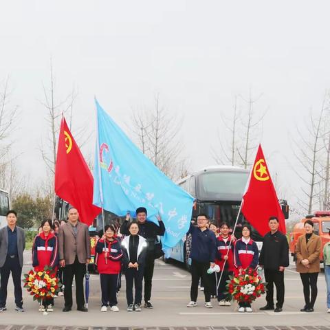 清明祭英烈，共筑中华魂 ——兰陵县第八中学清明节祭扫烈士墓活动