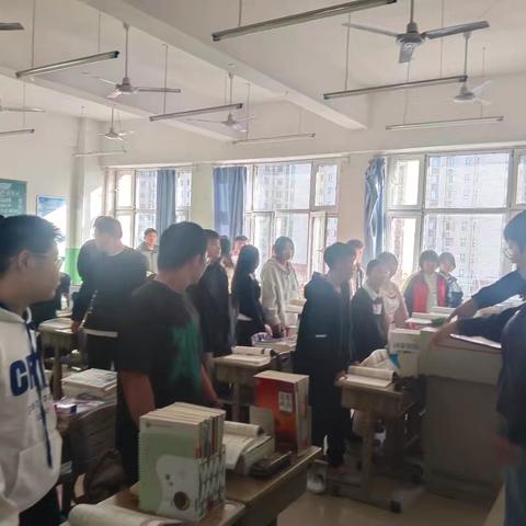 排查安全隐患，净化校园环境——一学组对综合高中班进行安全隐患排查