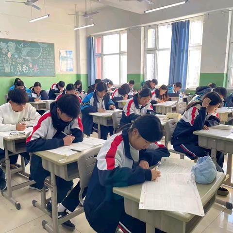 学博技精 砥砺前行——卢龙职教中心25级综合高中班期中考试纪实