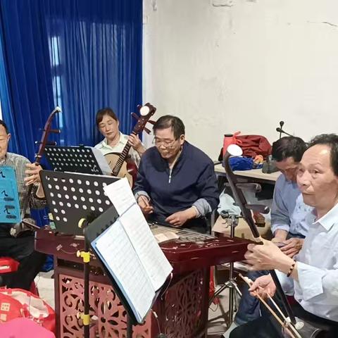 银龄绽芳华 古韵谱新篇——蕲春县老年大学八里分校文艺汇演纪实
