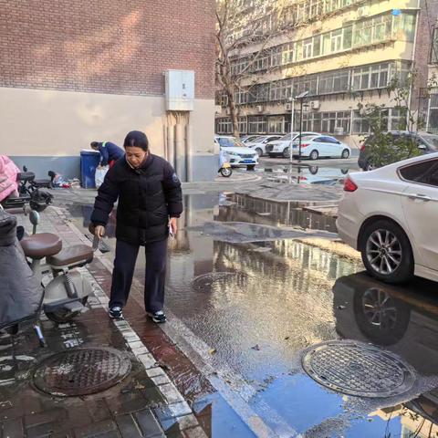 管道跑水急民忧 ﻿调解暖心解难题