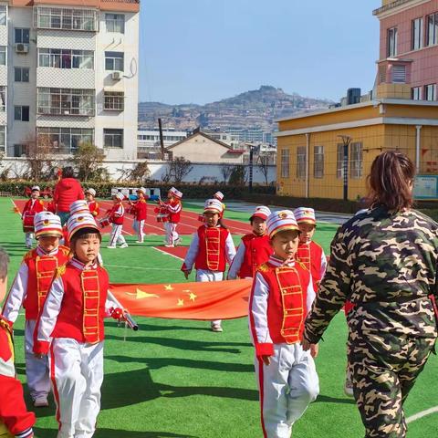 【朵彩县幼 ·以德育人】——陇县幼儿园第五周升国旗仪式