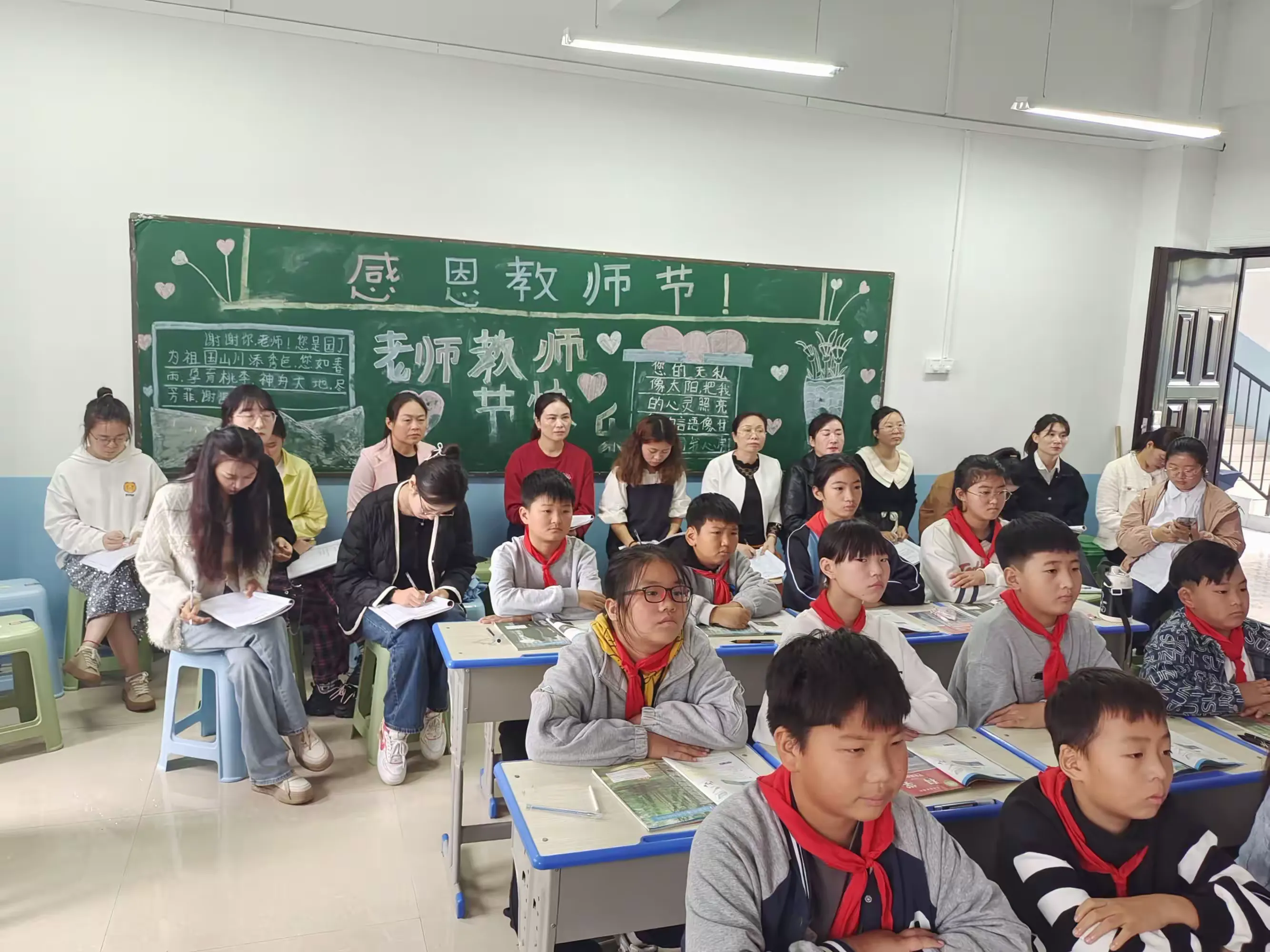 简篇-携手共进齐成长 青春芳华初绽放——柘城县第二实验小学教育集团八一爱民小学新教师展示课系列报道(一)
