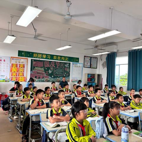 【新竹中心】研课促成长，课堂展风采——小学英语四年级公开课教研活动纪实