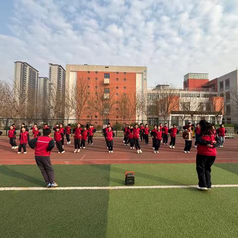 燃动冬日，绳采飞扬——城西小学五年级十二月份体育课活动纪实