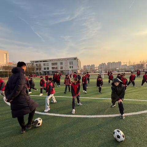 城西小学“燃梦绿茵，焕新元旦” ‍班级足球联赛纪实
