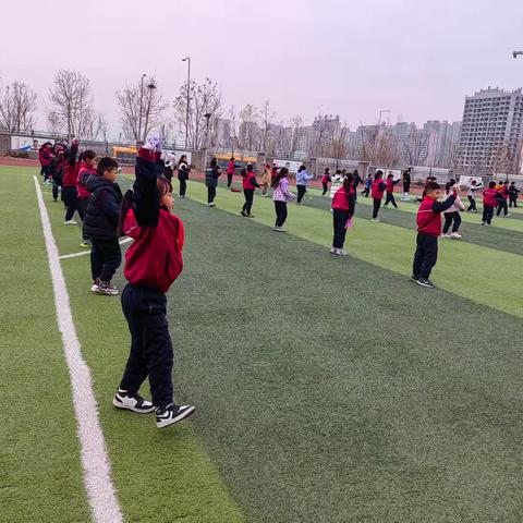 全环境立德树人——乐陵市城西小学二年级绳操活动纪实