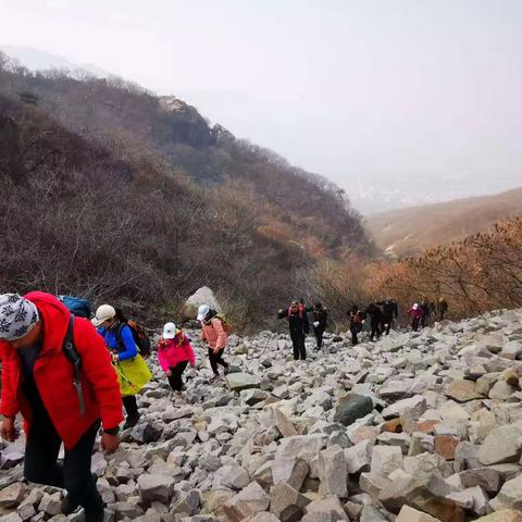 21号（周日）户外一日登山穿崖快乐行